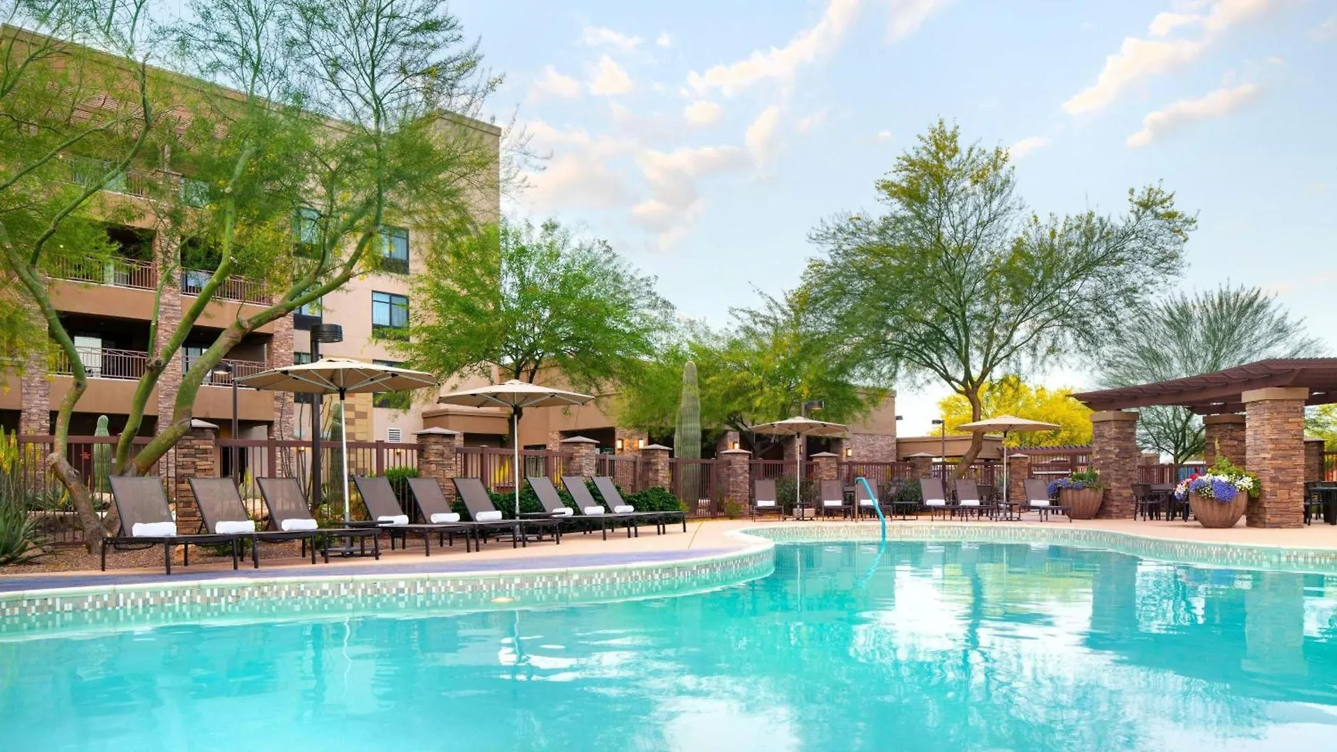 Courtyard By Marriott Scottsdale Salt River Hotel
