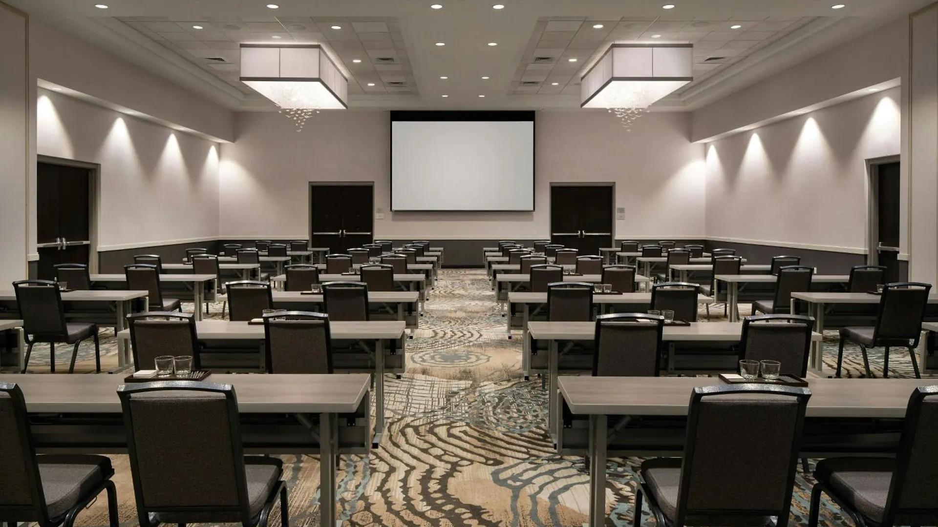 Courtyard By Marriott Scottsdale Salt River