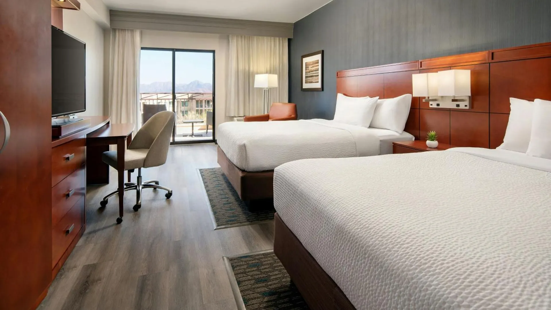 Courtyard By Marriott Scottsdale Salt River