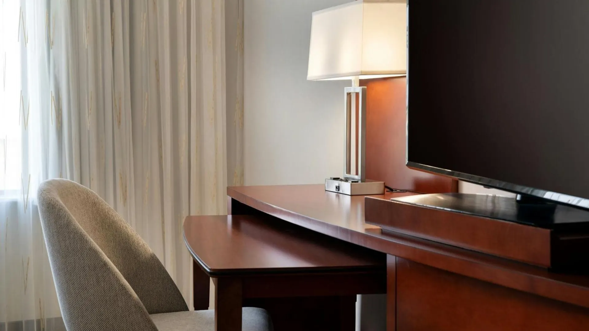 Courtyard By Marriott Scottsdale Salt River Hotel
