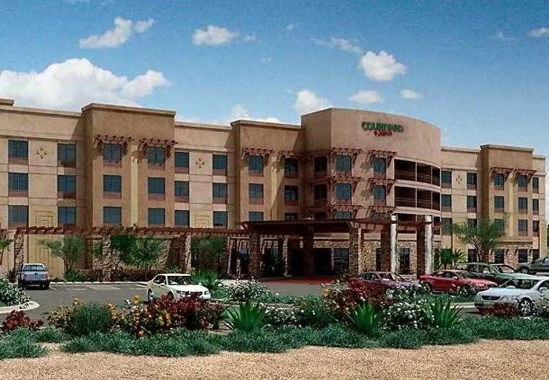 Courtyard By Marriott Scottsdale Salt River 3*,